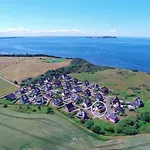 Apartamento Wasser Ruegen - Meerblick & Dachterrasse, Sauna, Ruhig & Naturnah, 200 M Zur Ostsee - Elements *