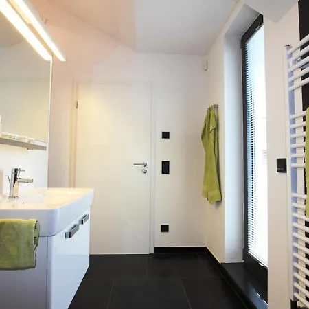 Wasser Mit Sauna Kamin Meerblick Und Dachterrasse Nahe Ostsee Auf Rügen Dranske