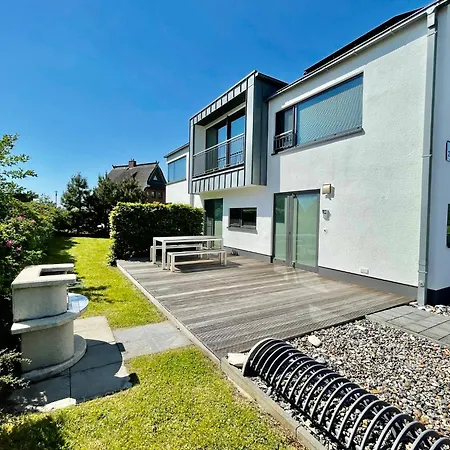 Ruhige Ferienwohnung - 200 M Zur Ostsee Mit Sauna Und Kamin Διαμέρισμα Dranske