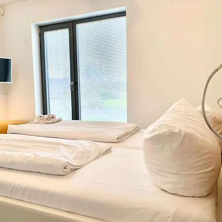 Apartment Wasser Mit Sauna Kamin Meerblick Und Dachterrasse Nahe Ostsee Auf Rügen